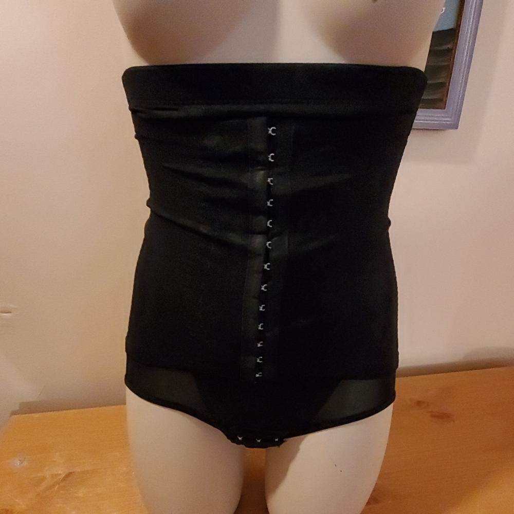 Shaperqueen waist trainer girdle